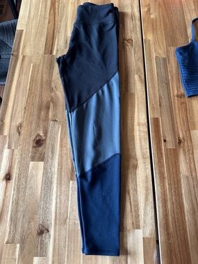 Threads 4 Thought Blue and Black Colorblock High-Waist Leggings